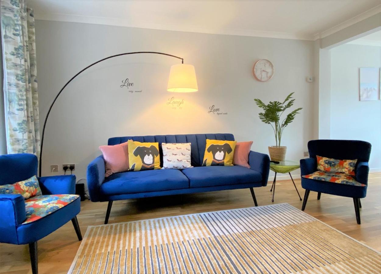 Redhill Town Centre 3 Bed House Near Gatwick Airport, Easy Commute To London Lejlighed Eksteriør billede